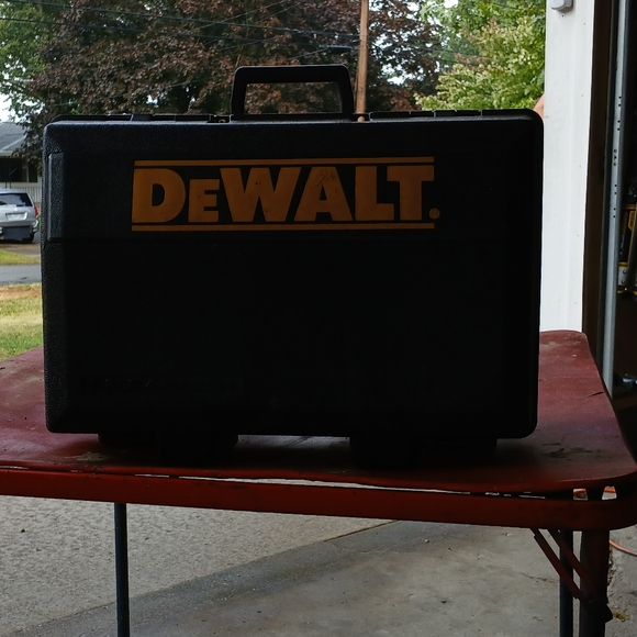 Tools - Picture 4 of 9